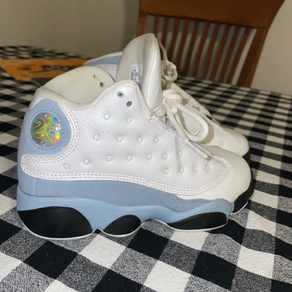 Jordan Retro 13 Blue Greys